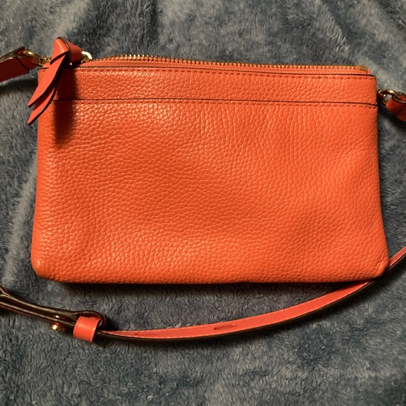 Michael Kors cross body/Shoulder/clutch purse. An orangey salmon colored. - Picture 3 of 13